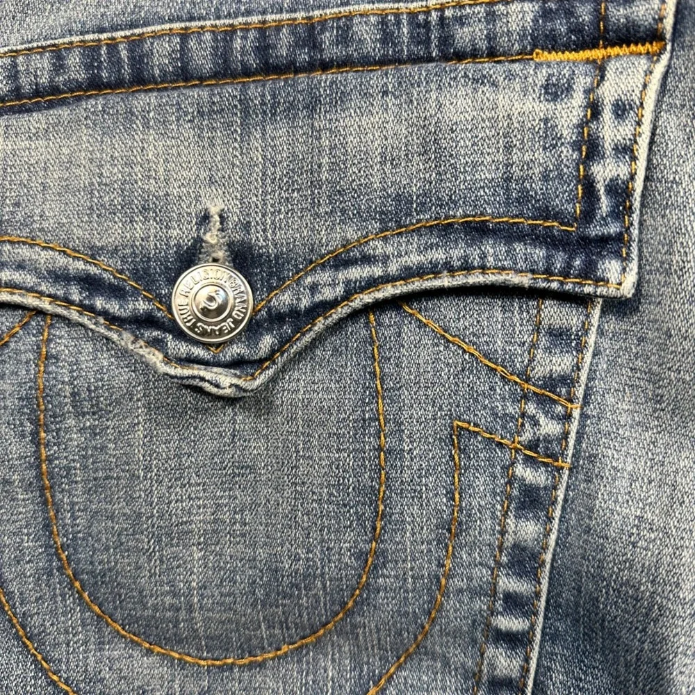 True Religion Jeans Mens 34 Blue Distressed Horseshoe Flap Pocket Excellent